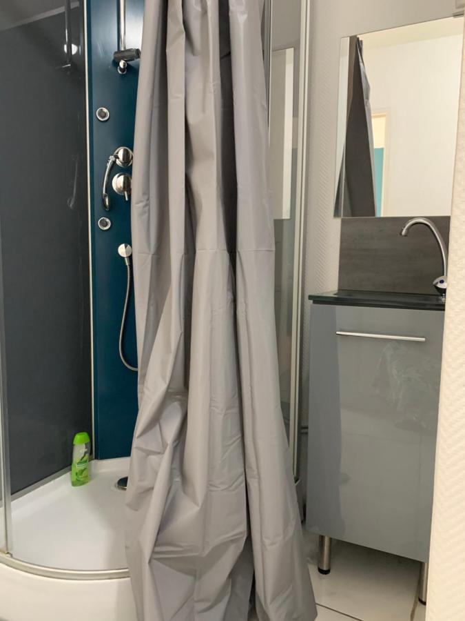 Le St Brieuc Apartment Брест Екстериор снимка